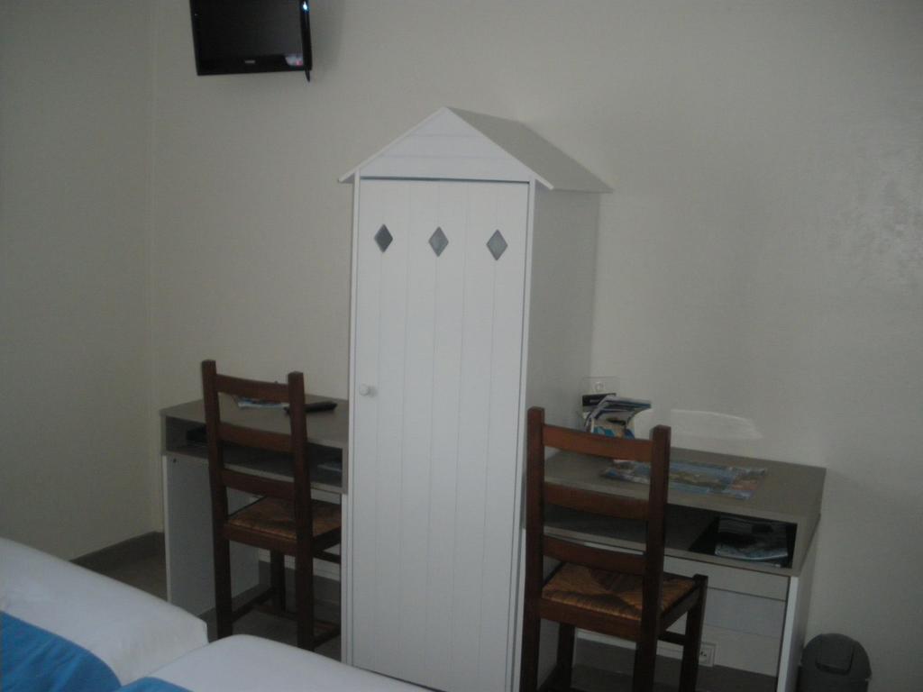 Hotel Du Port Concarneau Pokój zdjęcie